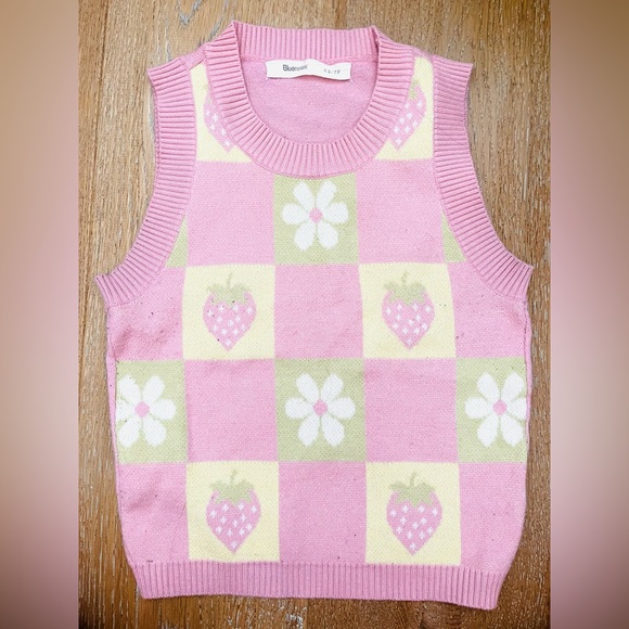 Pink Checker Tank - Picture 2 of 2